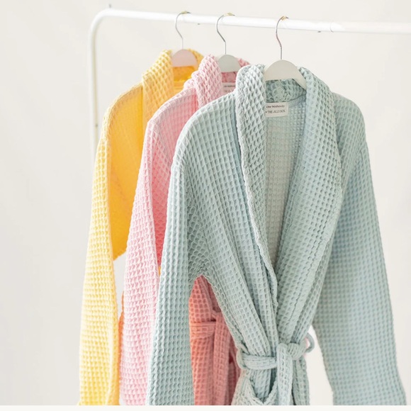 Waffle Robe from One Wednesday! Size XS - Picture 2 of 5